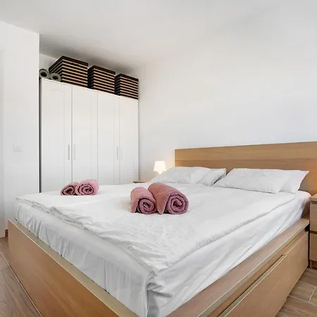 Semesterbostad Casa Aliana